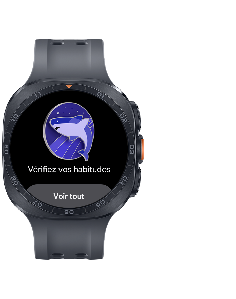 Une Galaxy Watch Ultra2 de couleur Argent Titane avec un bracelet Sport Extrême noir, vue de face, l’interface d’accompagnement du sommeil s’affichant à l’écran avec une icône représentant un requin et le texte « Vérifiez vos habitudes ». Un bouton « Tout afficher » en bas.