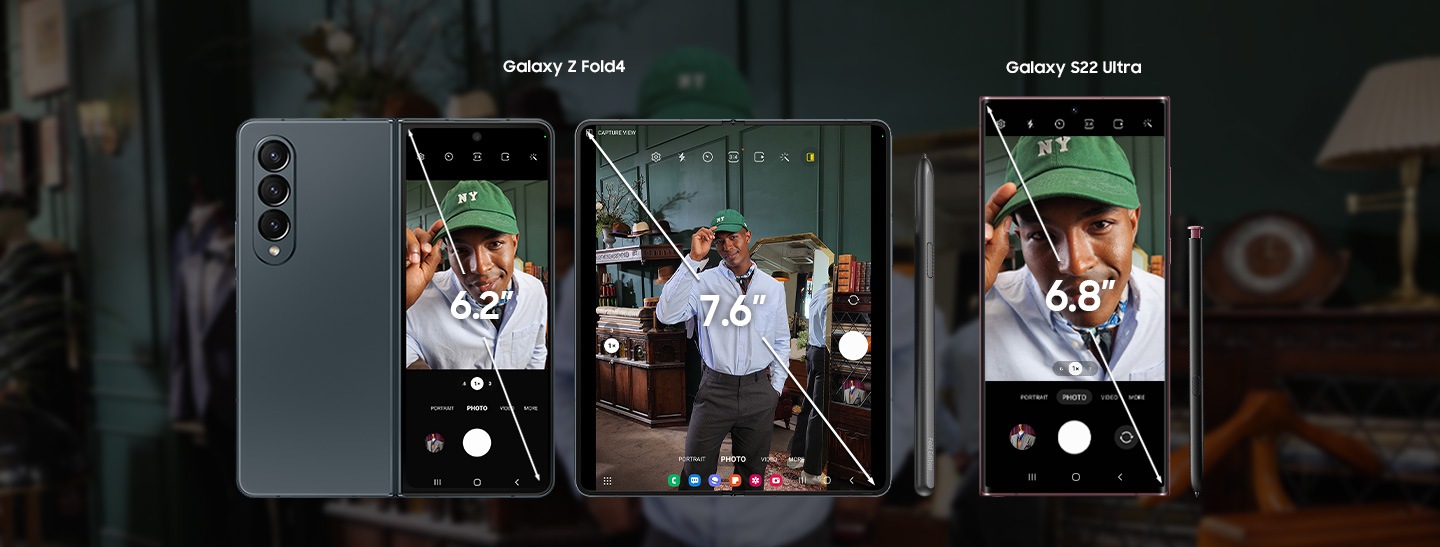 Trois smartphones affichent des aperçus de caméras sur leur écran. Le premier est un Galaxy Z Fold4 déplié avec ses caméras arrière et l'écran de couverture vers l'avant. Le deuxième est l'écran principal d'un Galaxy Z Fold4 déplié. Enfin, un Galaxy S22 Ultra avec son écran tourné vers l'avant. L'écran de couverture du Galaxy Z Fold4 mesure 6,2 pouces en diagonale. L'écran principal du Galaxy Z Fold4 mesure 7,6 pouces en diagonale. L'écran du Galaxy S22 Ultra mesure 6,8 pouces de diagonale.