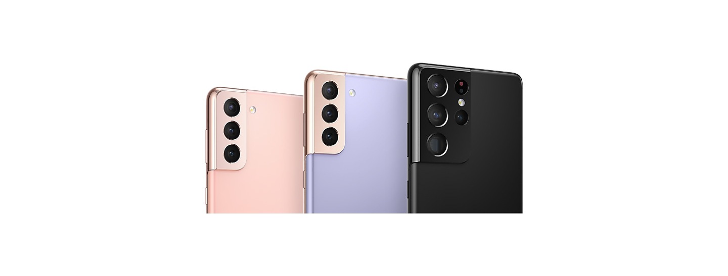 Pink color Galaxy S21, violet color S21+, and black S21 Ultra are standing with showing their rear sides. And they are slightly overlapped.