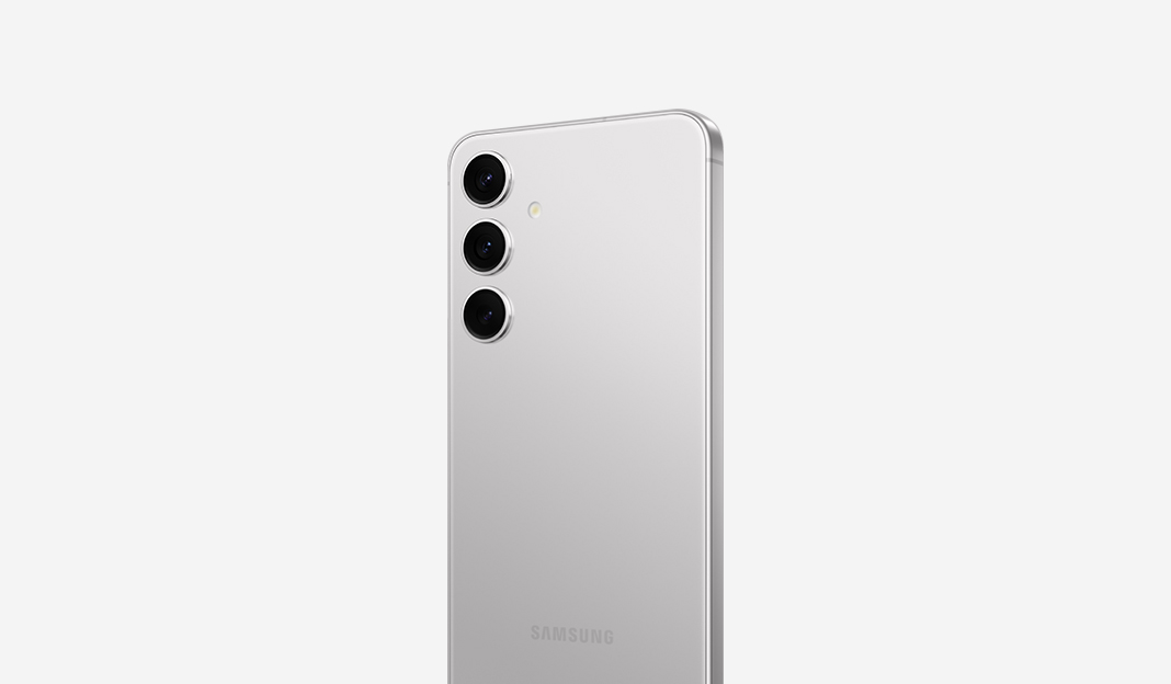 Samsung Galaxy S24 vs. Galaxy S24+: Seeing double