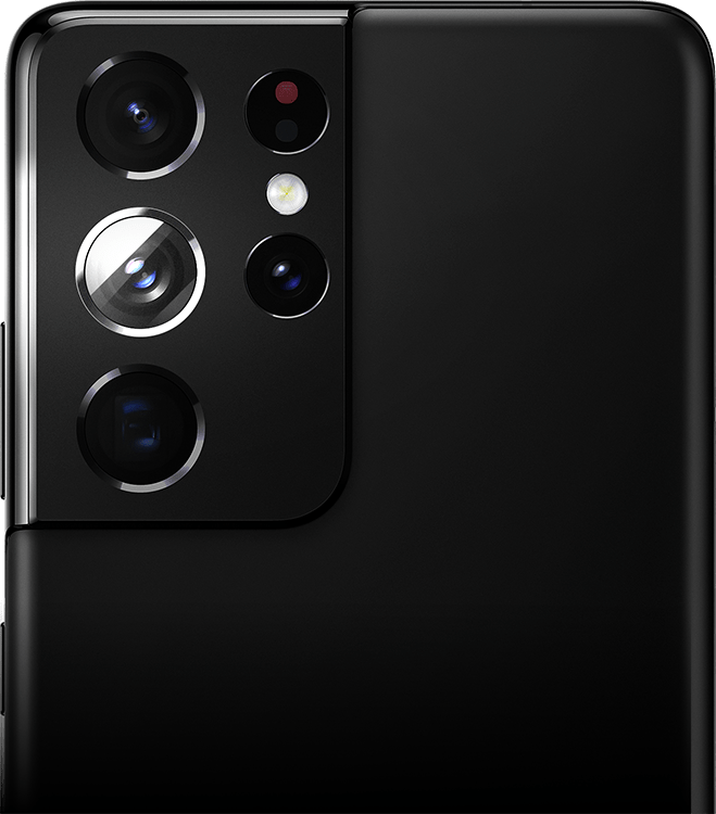 نمای نزدیک از دوربین پشت در Galaxy S21 Ultra 5G به رنگ Phantom Black با دوربین زاویه باز برجسته شده