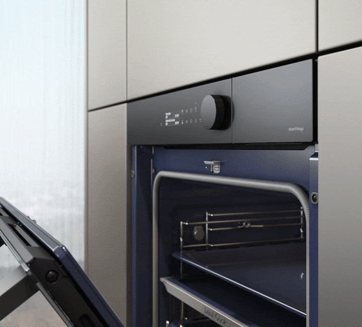 Shows how the Soft Close Door closes slowly in the final few centimeters to prevent any unnecessary noise or vibration.