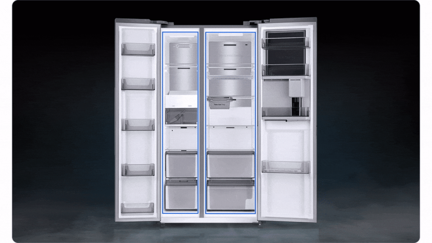 RS8000C with Spacemax™ technology can store more foods than before. The dispenser on the freezer door moved to Beverage Center of inside the fridge.