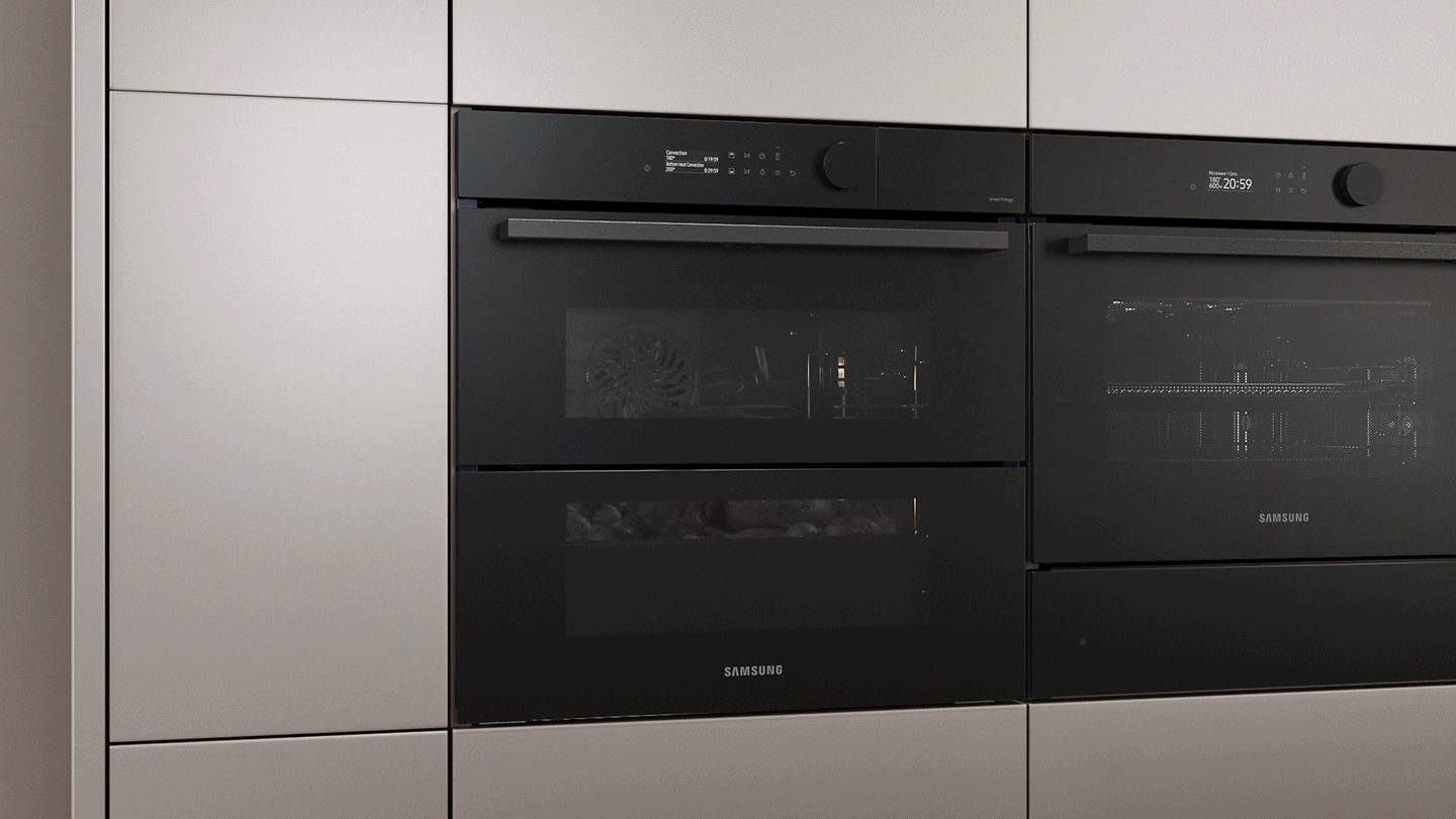 Shows how the hinged door can be opened fully to cook a large meal like a holiday turkey or the just the top half can be opened to cook food in the upper zone. This Half Loading saves 25.3% energy and 22.7% time.