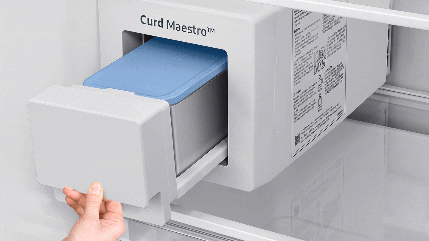 The Curd Maestro™ drawer in the RS5000RC makes tasty curd.