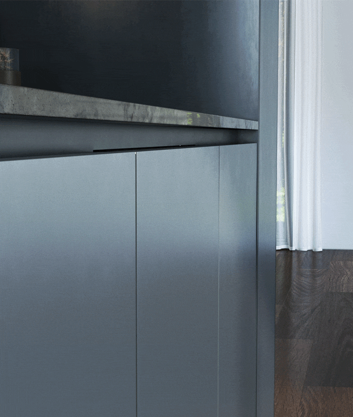 Shows steam escaping after the door opens automatically when a cycle ends, so that everything dries quickly and effectively.