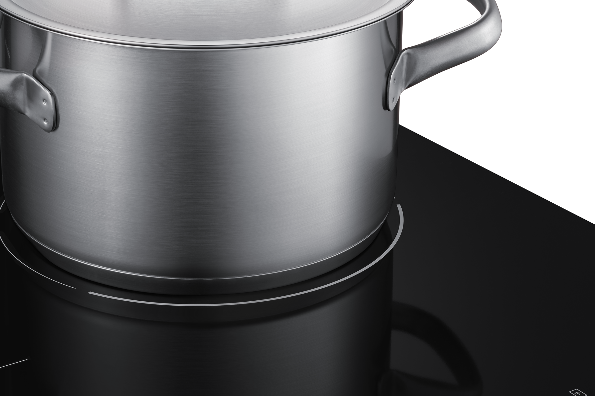 detail-virtual-flame black