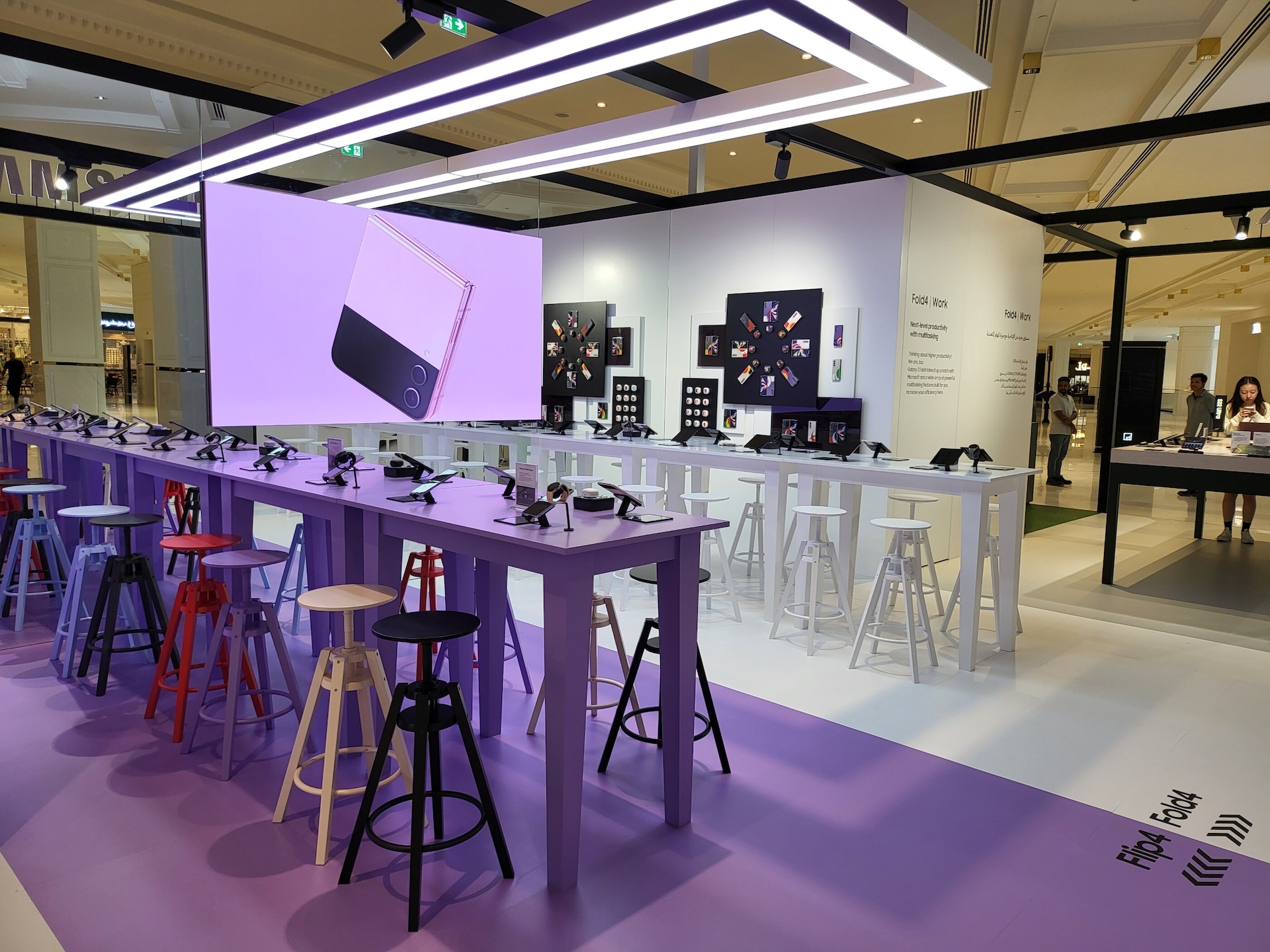 Samsung opens Galaxy Popup Experience in Qatar to bring a unique hands