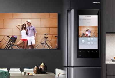 Galaxy phone screen mirroring onto a Samsung refrigerator