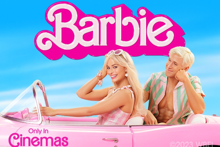 Barbie logo filem dan logo Samsung Smartthings diletakkan pada latar belakang putih