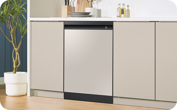 https://images.samsung.com/is/image/samsung/assets/co/home-appliances/sustainable-home/2023-esg_n06-3_ai-energy-mode_feature_dishwashers_mo.jpg?$720_448_JPG$