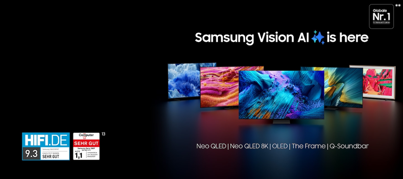 Die neuen Samsung Fernseher werden vor einem dunklen Hintergrund dargestellt. Die Fernseher stellen bunte Grafiken dar und spiegeln sich im Boden. Darüber befindet sich der Schriftzug Samsung Vision AI is here.