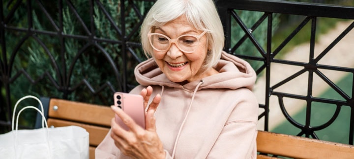 El móvil y los abuelos: así utilizan el smartphone los mayores de 60 años
