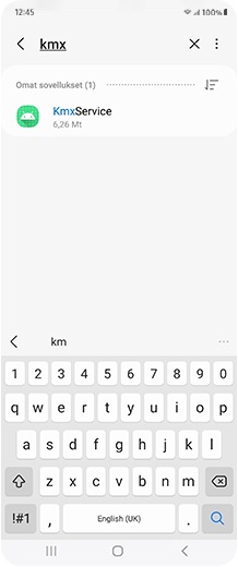 Älypuhelimen näyttö, joka hakee KmxService-sovellusta