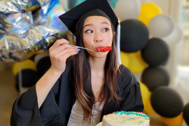 Mettez En Avant Vos Reussites Avec Une Seance Photo De Votre Remise Des Diplomes Virtuelle Samsung France Mettez En Avant Vos Reussites Avec Une Seance Photo De Votre Remise Des Diplomes Virtuelle Samsung France