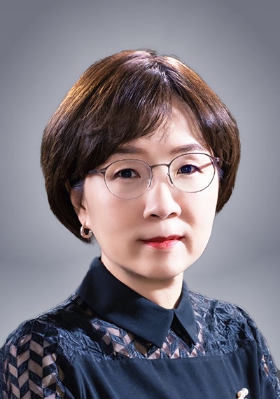 Independent Director Hye-Kyung Cho