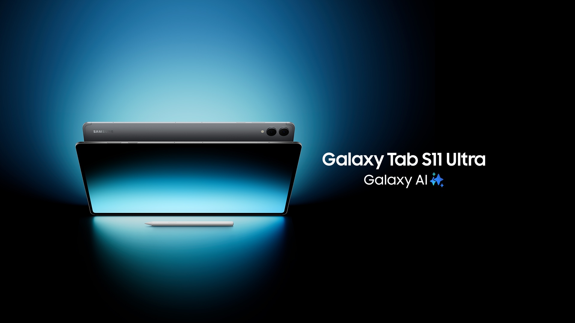 מבט מקדימה על מכשיר Galaxy Tab S11 Ultra שמונח בצורה אופקית ומוטה מעט, עם טפט צבעוני על המסך. מאחוריו, מכשיר Galaxy Tab S11 Ultra נוסף מציג את החלק האחורי עם המצלמה והלוגו של Samsung. S Pen מונח במאוזן מול המכשירים. מופיע הטקסט: Galaxy Tab S11 Ultra, Galaxy AI.