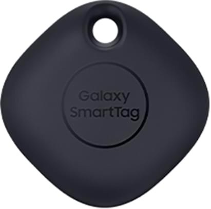 Galaxy SmartTag בצבע שחור מוצגת מקדימה.סמארטפון כשר סמסונג S21