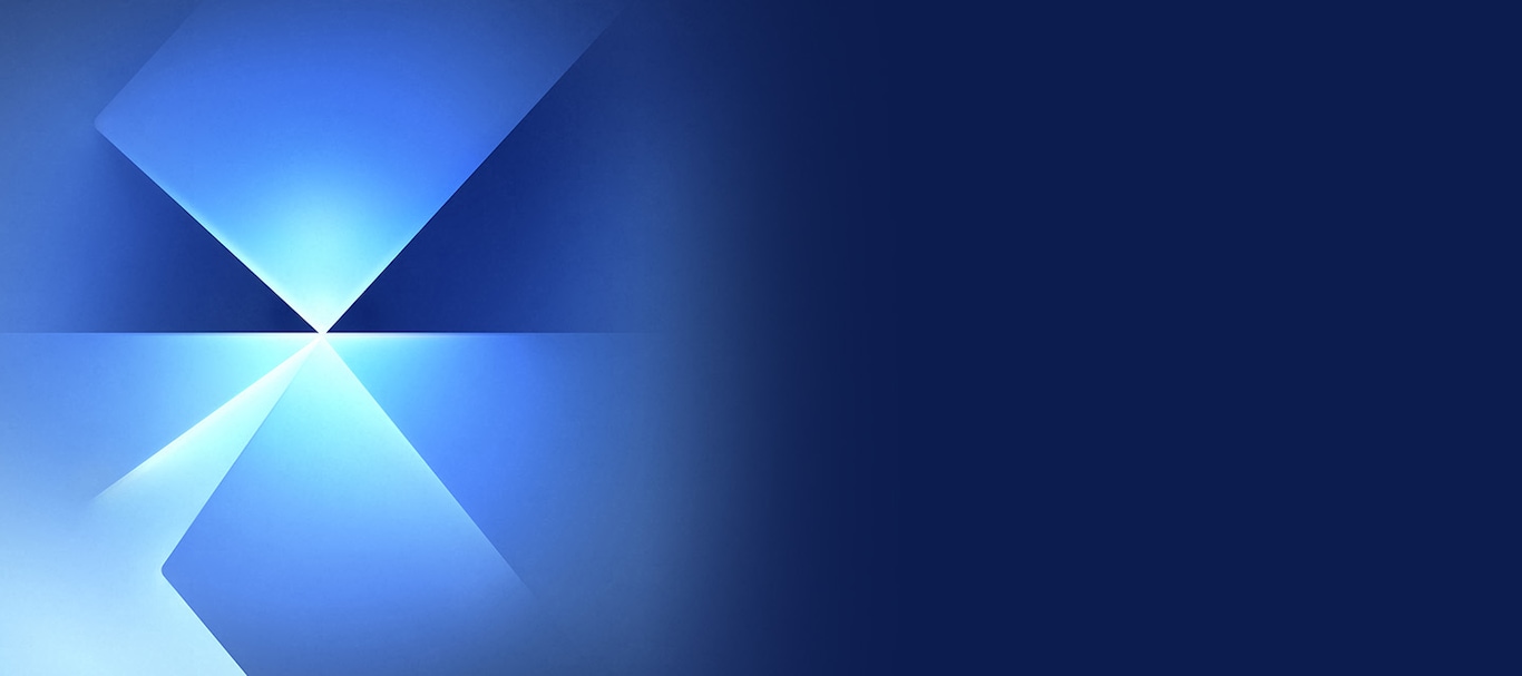 Zoom in on close-up of four corners Galaxy S series devices grouped together. They are seen from the rear and light shines through the gaps, forming the Galaxy AI star shape. Galaxy AI.