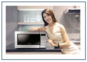 https://images.samsung.com/is/image/samsung/assets/in/support/home-appliances/what-are-the-different-ways-of-cleaning-the-microwave-oven/1.jpg