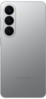 Galaxy S26 بە ڕەنگی سێبەری زیویی لە دواوە دەبینرێت.