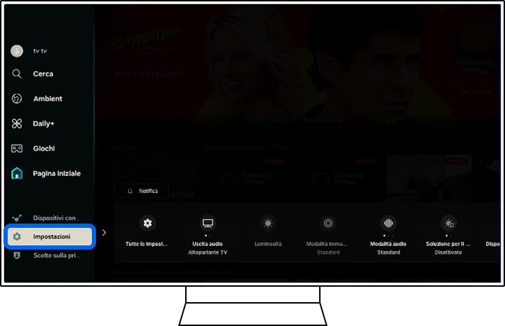 Un televisore Samsung mostra la pagina principale della sezione menu.