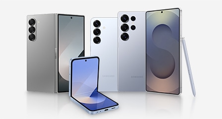 Galaxy（ギャラクシー）のスマートフォンが5つ並んでいる。