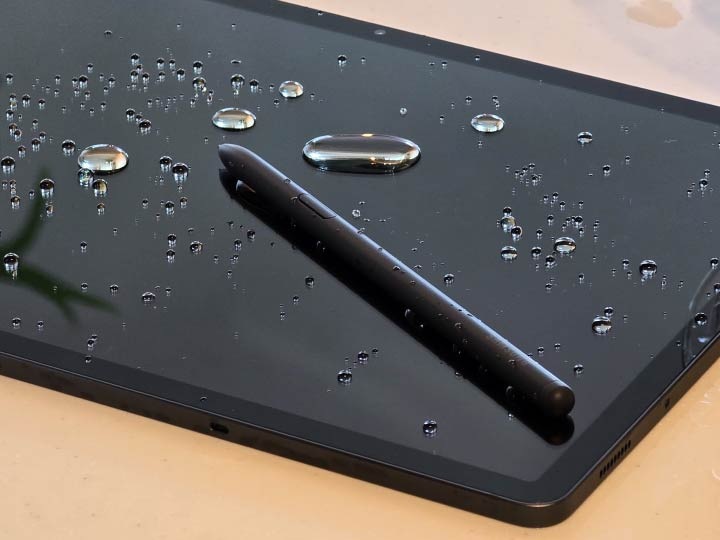 Galaxyの最新「防水タブレット」のここがおすすめ！ | Samsung Japan 公式