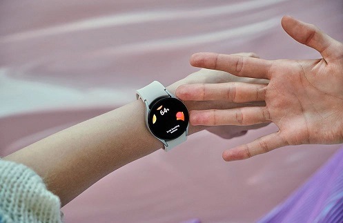 Galaxy Watch4 シリーズ) 体組成を測定する方法を教えてください。