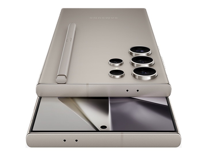 Тара Ридтің жалаңаш бейнесі