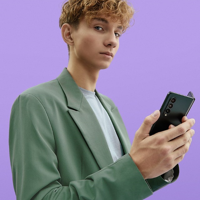 Купите Galaxy Z Fold3