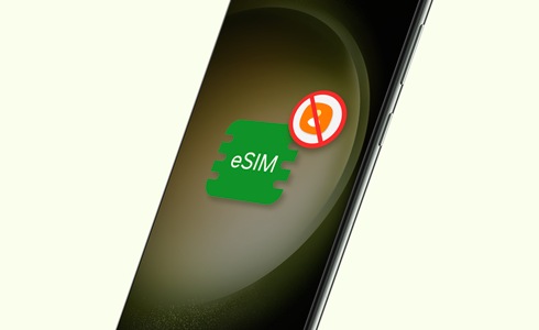 Galaxy telefon, kus eSIM-i logo kõrval olev kontaktide logo on maha tõmmatud.