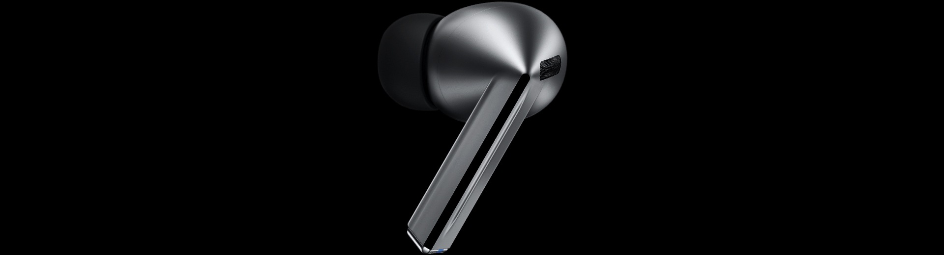 Un único auricular Galaxy Buds3 Pro en Silver.
