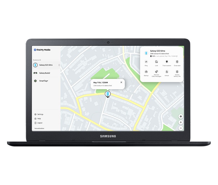 На ноутбуке открыт сайт Find My Mobile, на котором отображается карта с иконкой, где предположительно находится потерянный Galaxy S22 Ultra.