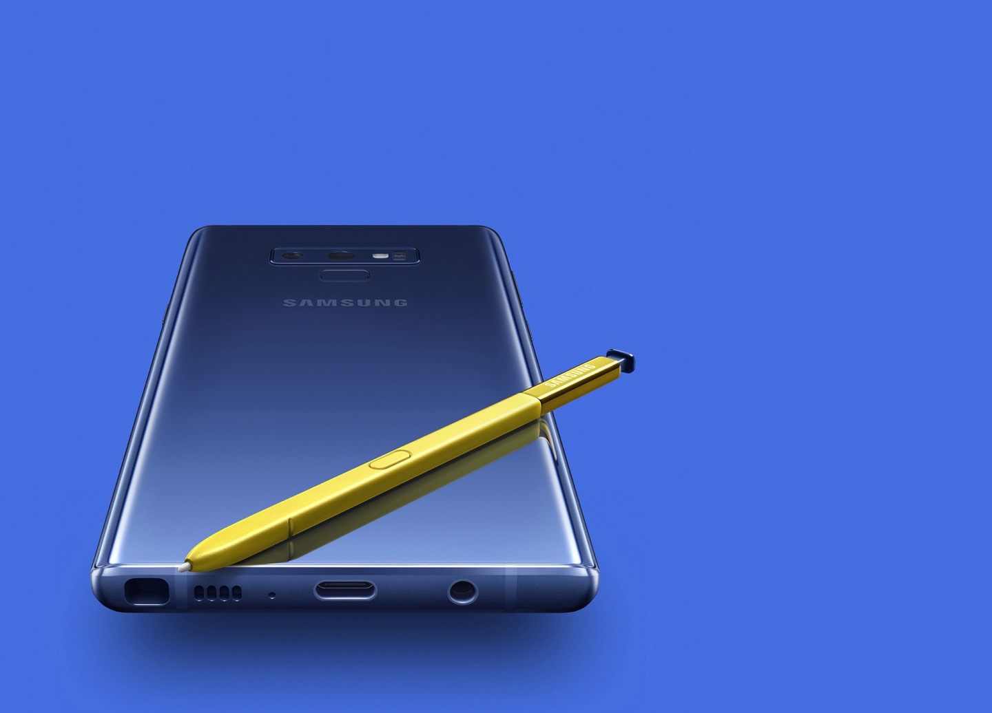 Смартфон Samsung Galaxy Note 9 вышел в 2018 году с версией Android 8.1, доступно обновление до Android 10. Обзор и характеристики телефона Самсунг Ноут 9 с улучшенным электронным пером S Pen, большей мощностью и автономностью.