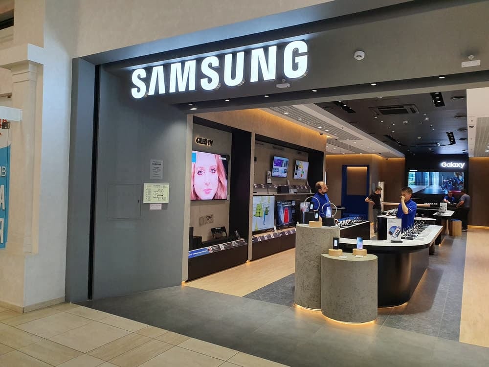 Самсунг сервисный. Самсунг Плаза. Центр самсунг. Samsung сервис. Сервис Samsung СПБ.