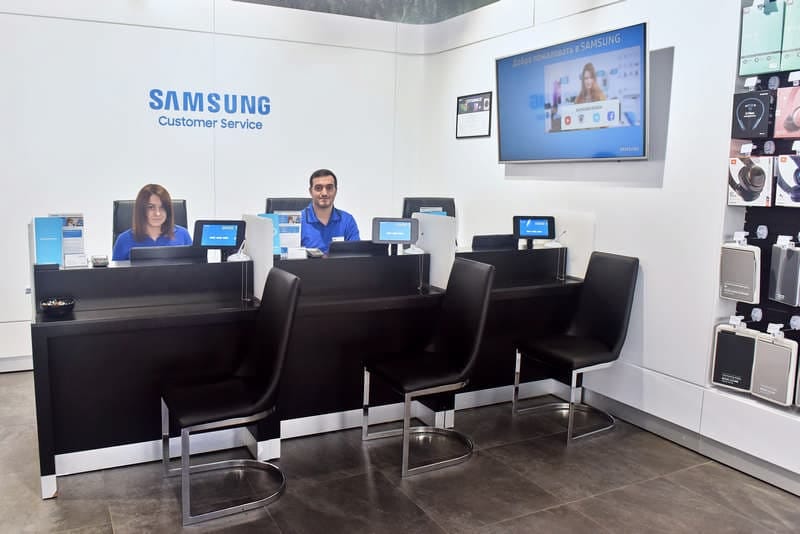 Самсунг сервисный центр remservice. СЦ Samsung. Сервисный центр самсунг. Samsung сервис. Сервис центр самсунг.