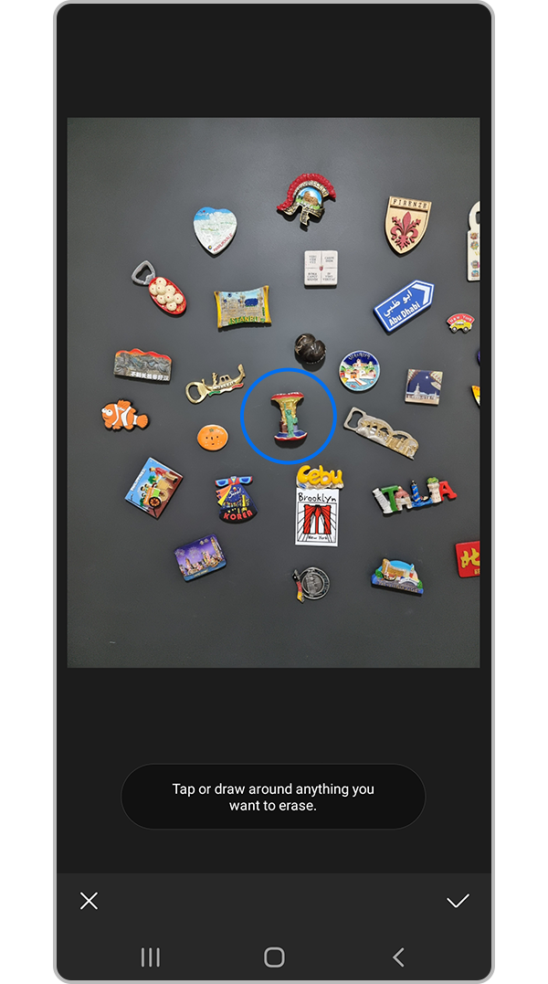 Remove Unwanted Objects from Photos on Galaxy Phone: Loại bỏ những đối tượng không mong muốn trong bức ảnh chỉ bằng một cú chạm trên điện thoại Samsung Galaxy của bạn. Với tính năng Remove Unwanted Objects, bạn có thể xóa đi mọi thứ làm mất đi sự hoàn hảo của bức ảnh, tạo nên những tấm ảnh đúng nghĩa nhất.