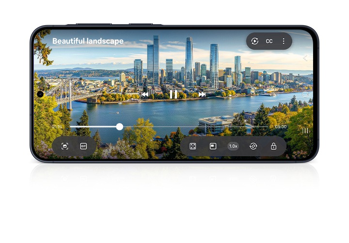 High-res visuals on a 6.7" display