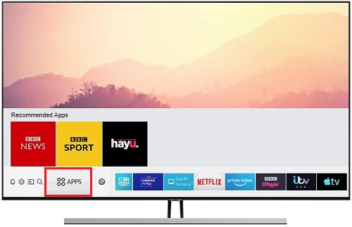 How do I manage apps on my Smart TV?