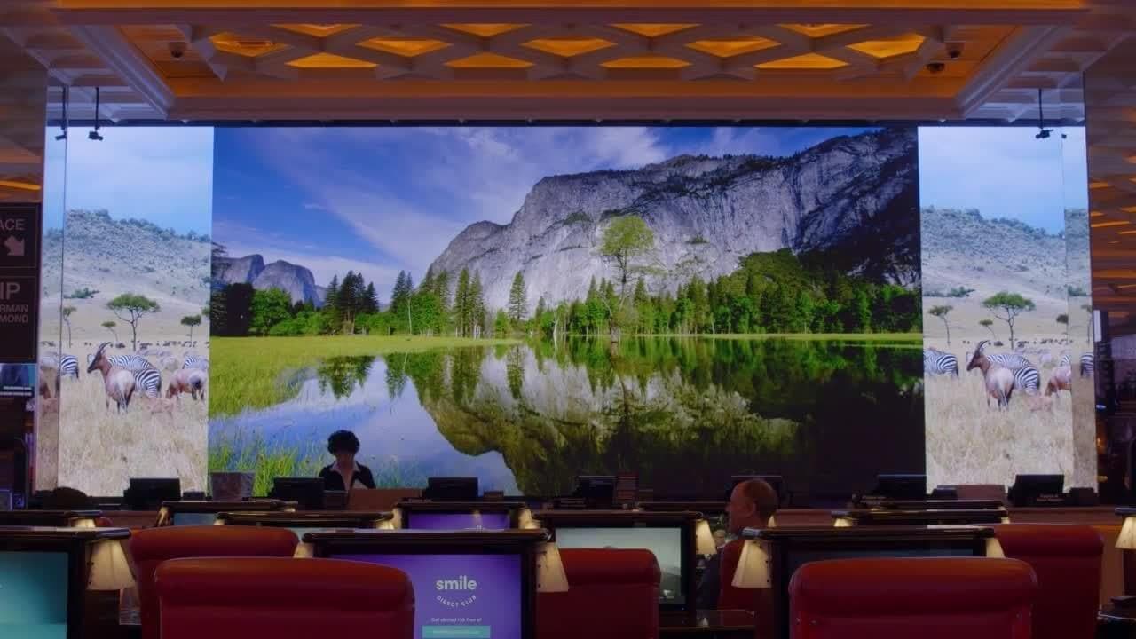 Xem chi tiết màn hình Video Wall Led của Samsung tại Casino Peppermill & khám phá thêm các loại màn hình chuyên dụng, digital screen khác tại Samsung Business VN!