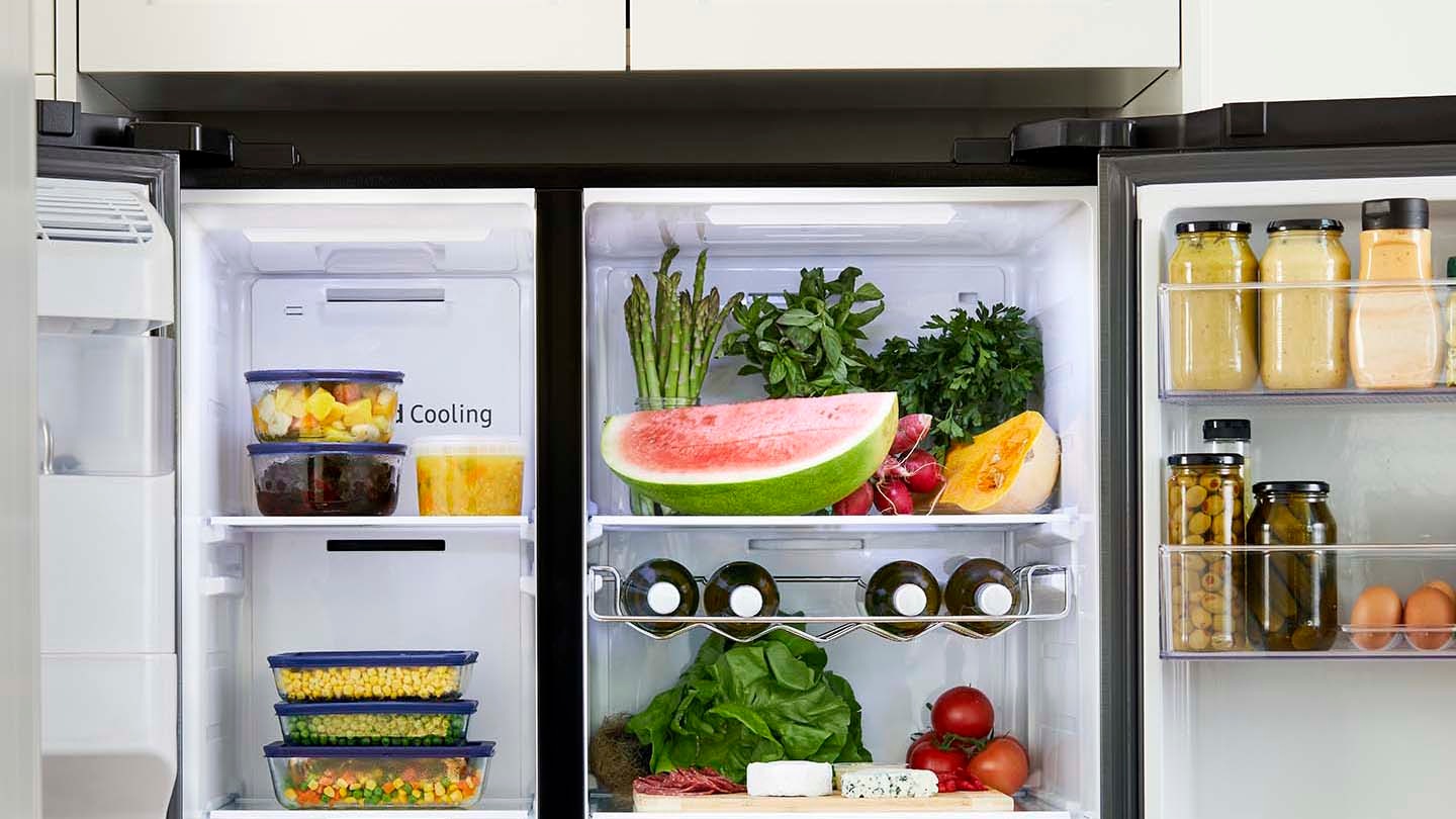 676L Side-by-Side Refrigerator from Samsung - Appliance City