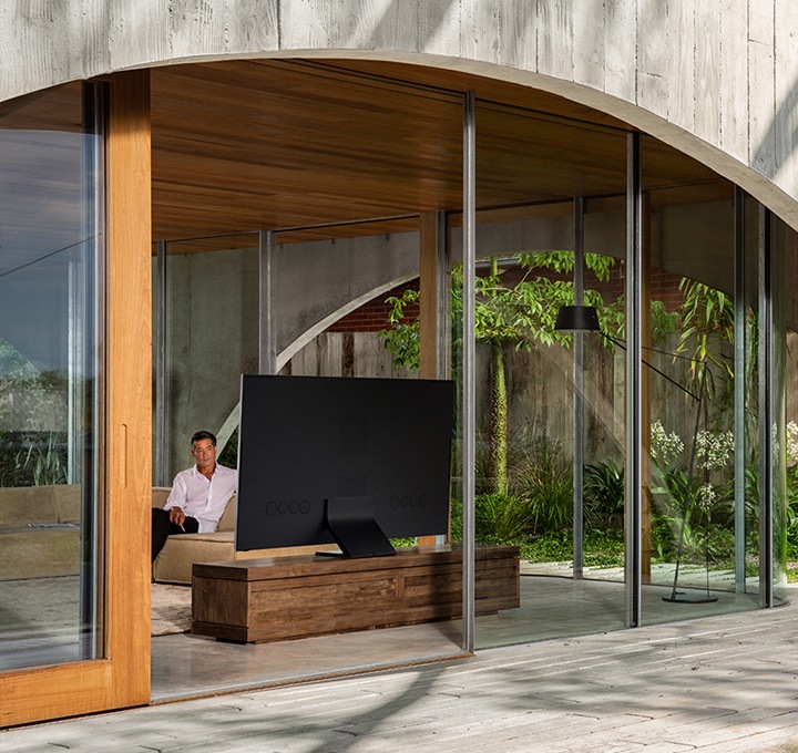 Enjoy TV without closing the blinds