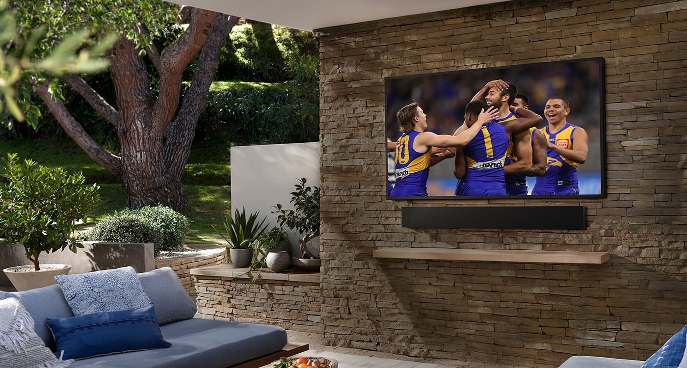 Samsung QLED experience, now outdoors.*