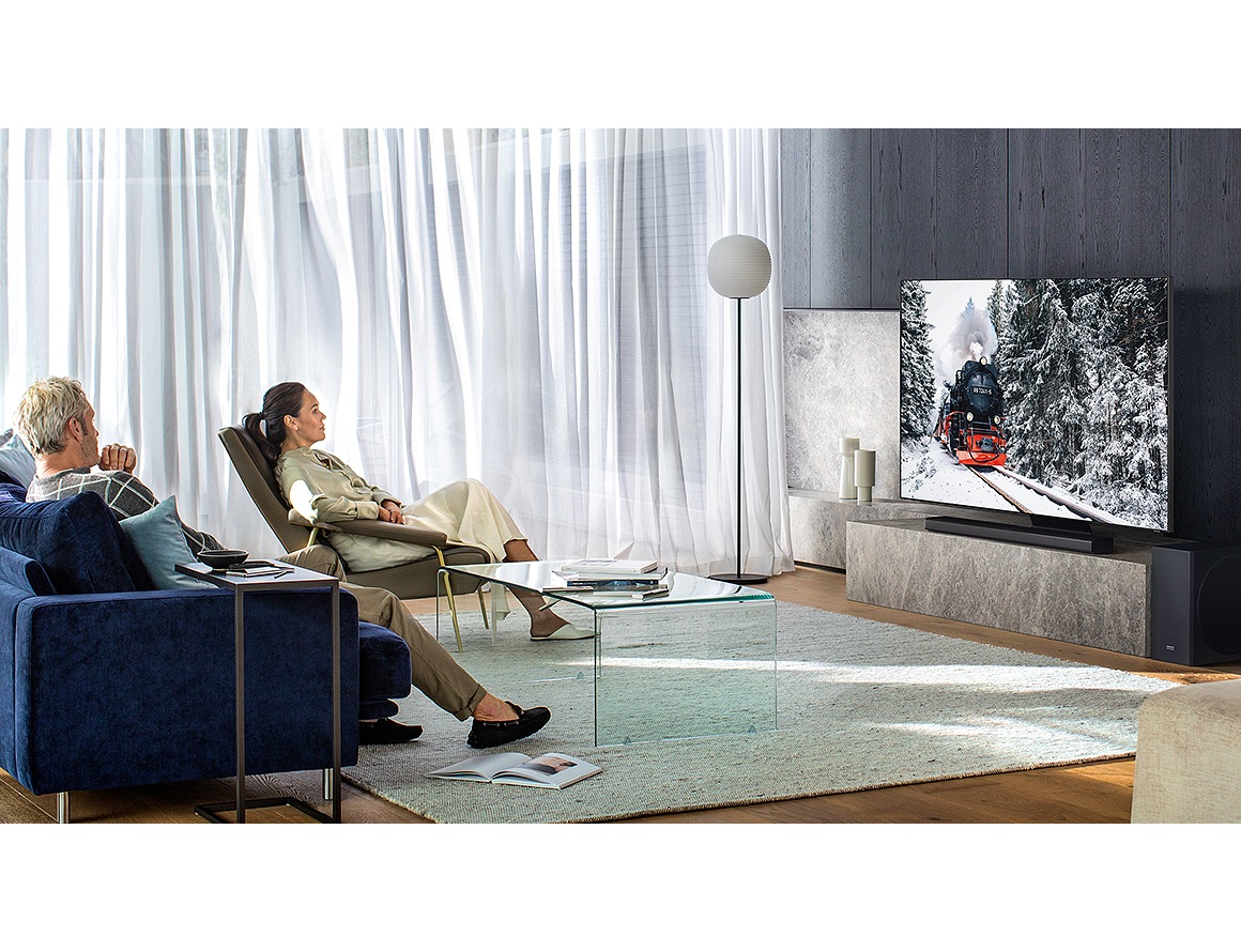 QA82Q800TAWXXY-lifestyle3