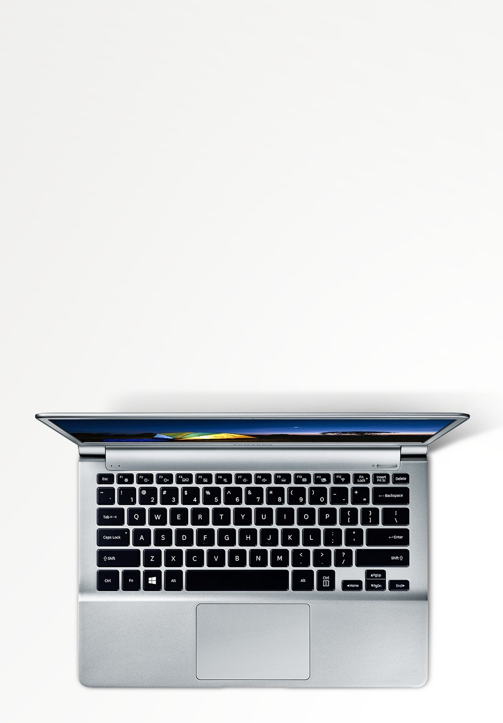 An image showing an aerial view of the Samsung Notebook 9 and an icon indicating it can be used for up to 10 hours.