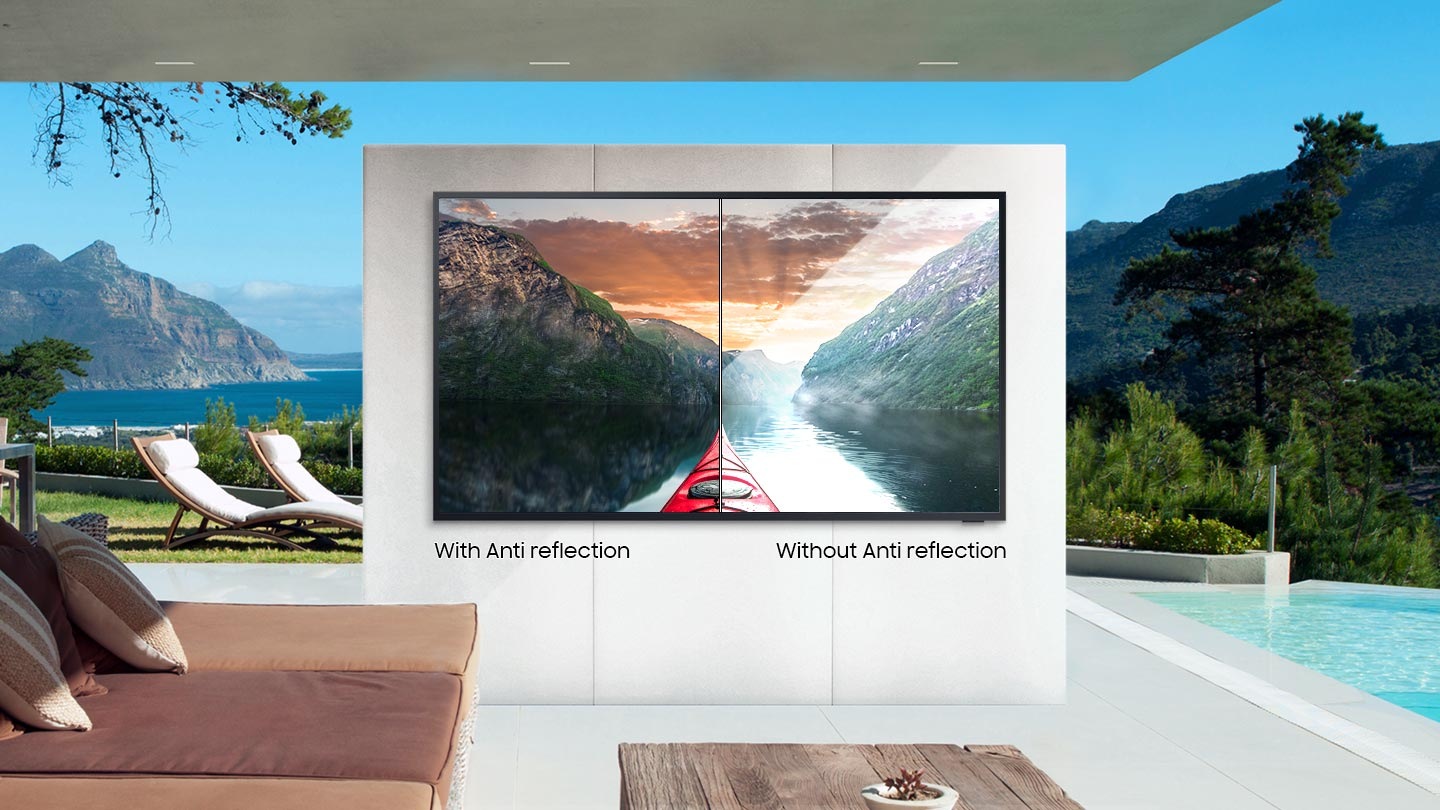 Bright and brilliant – 4K QLED outdoor TV