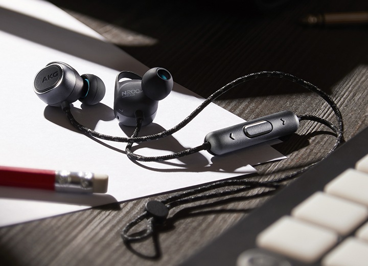 Comment Ne Pas Emmêler Ses écouteurs Écouteurs AKG N200 Vert | GP-N200HAHHDAB