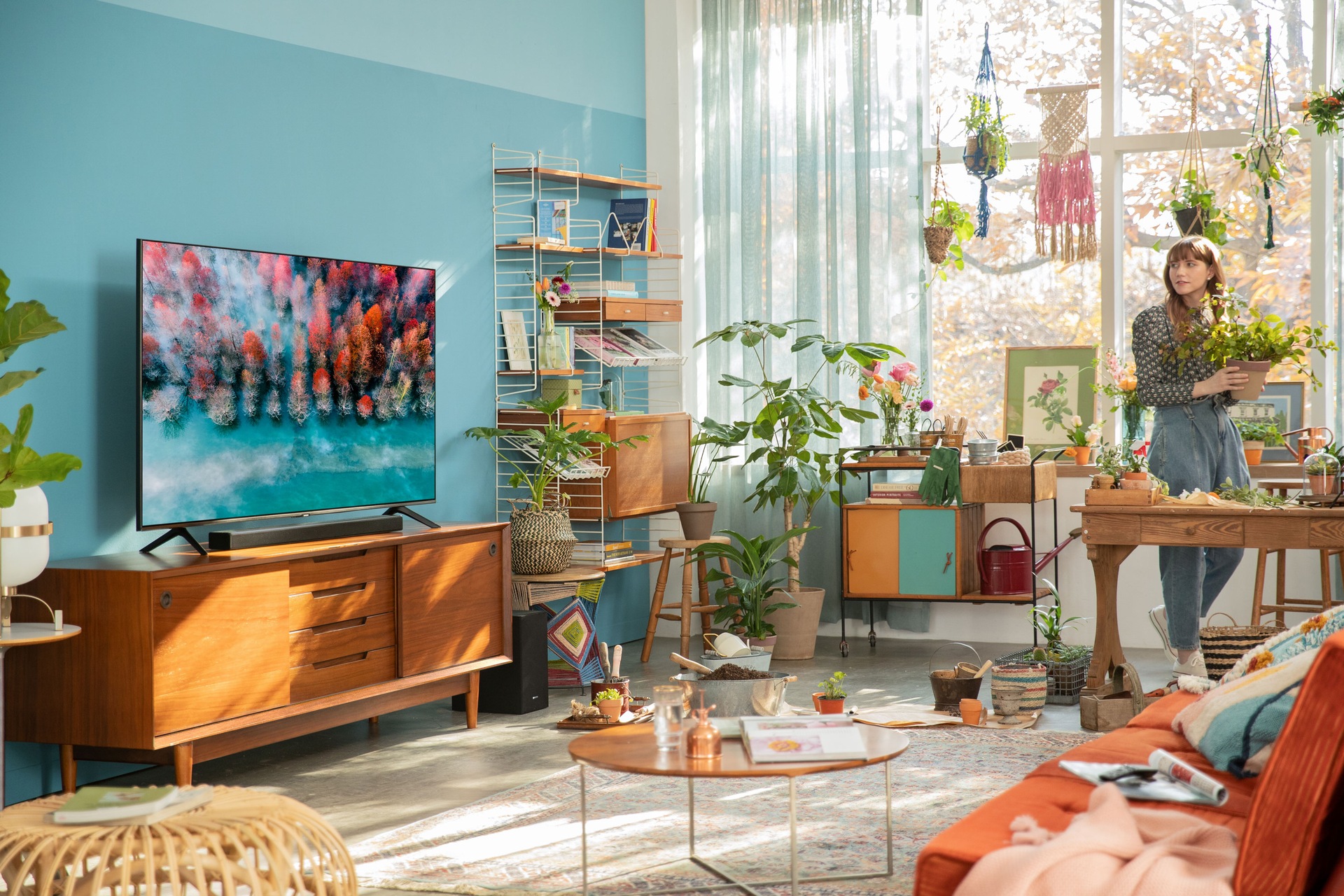 HW-T550/ZF lifestyle