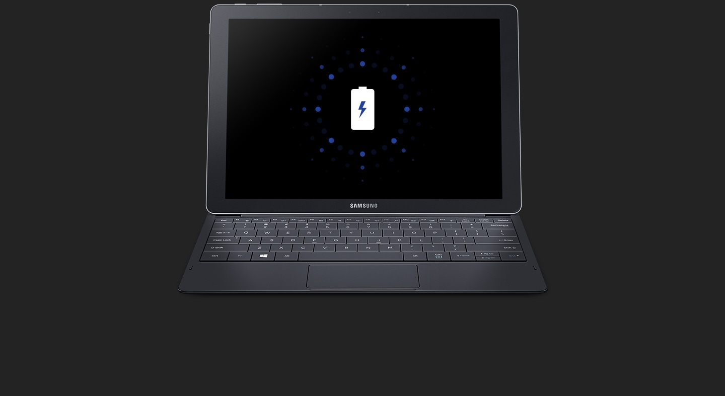 L'icona della batteria Ã¨ sul display del Galaxy TabPro S che ha una tastiera collegata 